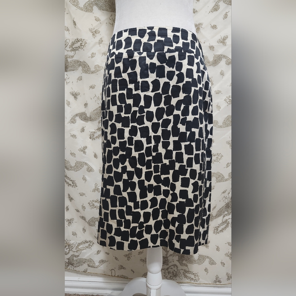White House Black Market Abstract Black and Cream Pencil Skirt 6